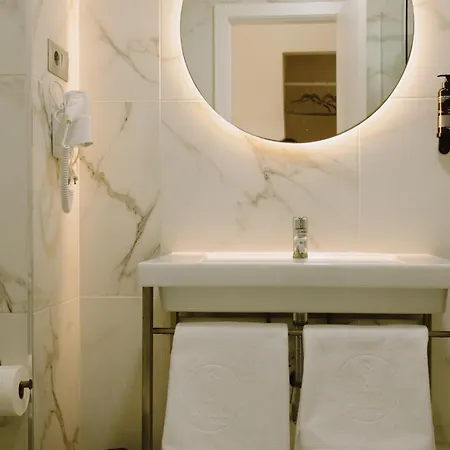 Buendia - Centro 3* Торремолінос