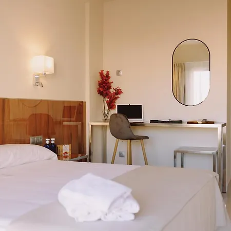 Buendia - Centro Aparthotel 3*