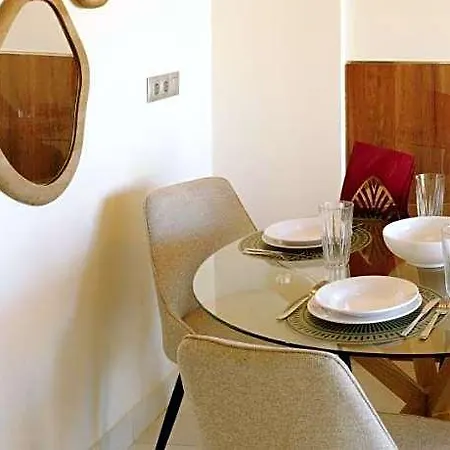 Buendia - Centro Aparthotel 3*
