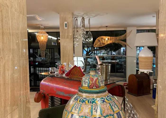 Aparthotel Buendia - Centro 3*