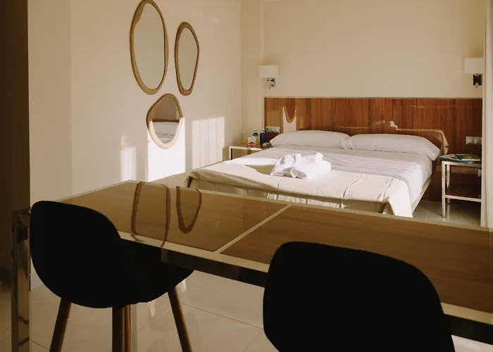 Aparthotel Buendia - Centro 3*