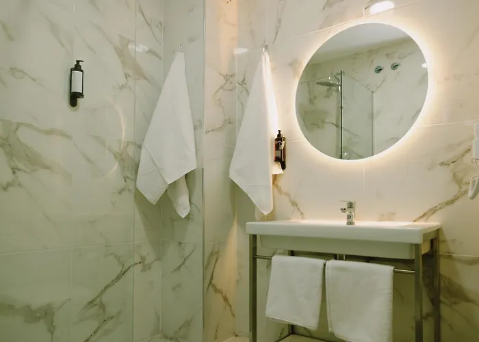 Appart hôtel Buendia - Centro 3*