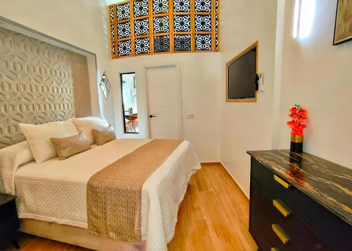 Appart hôtel Buendia - Centro 3*